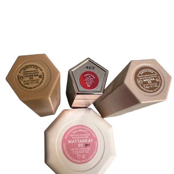 FENTY MINIS BUNDLE HIGHLIGHTER CONCEALERS & LIPSTICK and MAKE UP BAG - Picture 6 of 16